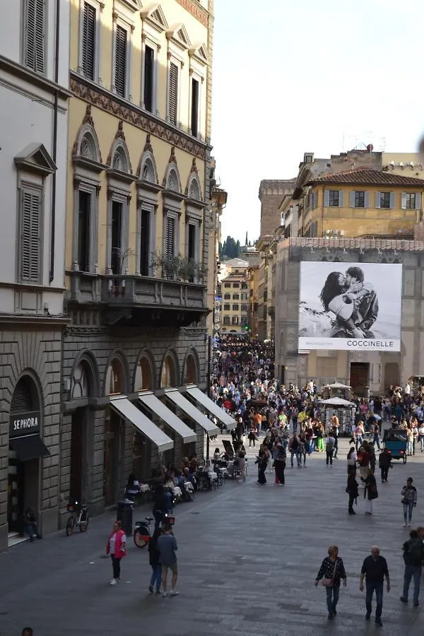Residenza Quartieri Storici Suites Pensión Florencia